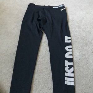 Nike leggings